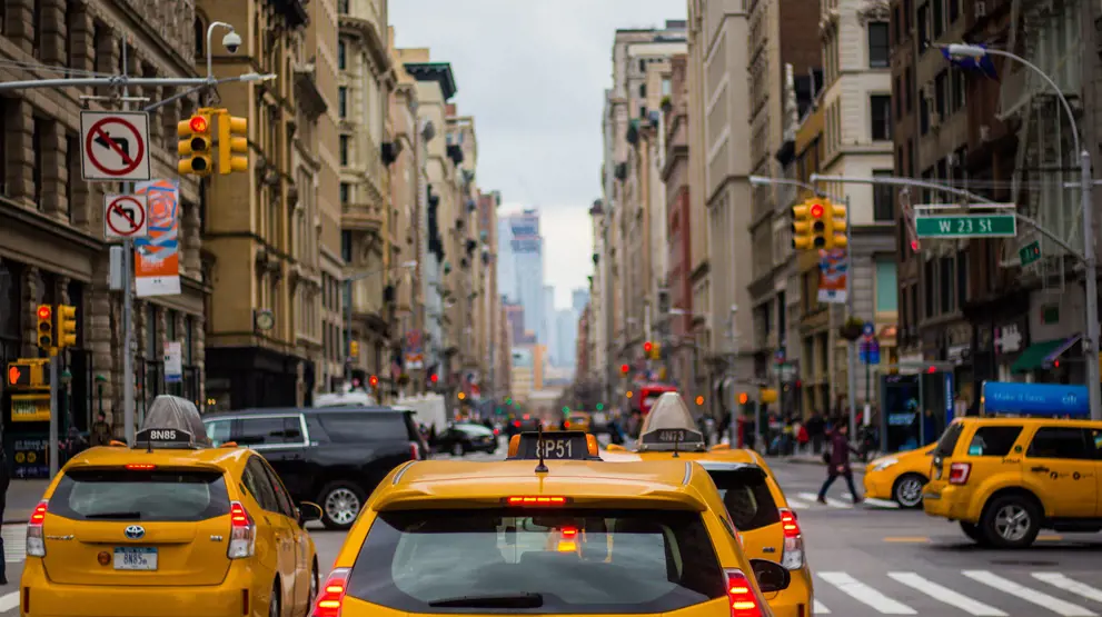 Vil du besøke New York på rundreisen, kan tog kanskje være den beste transporten