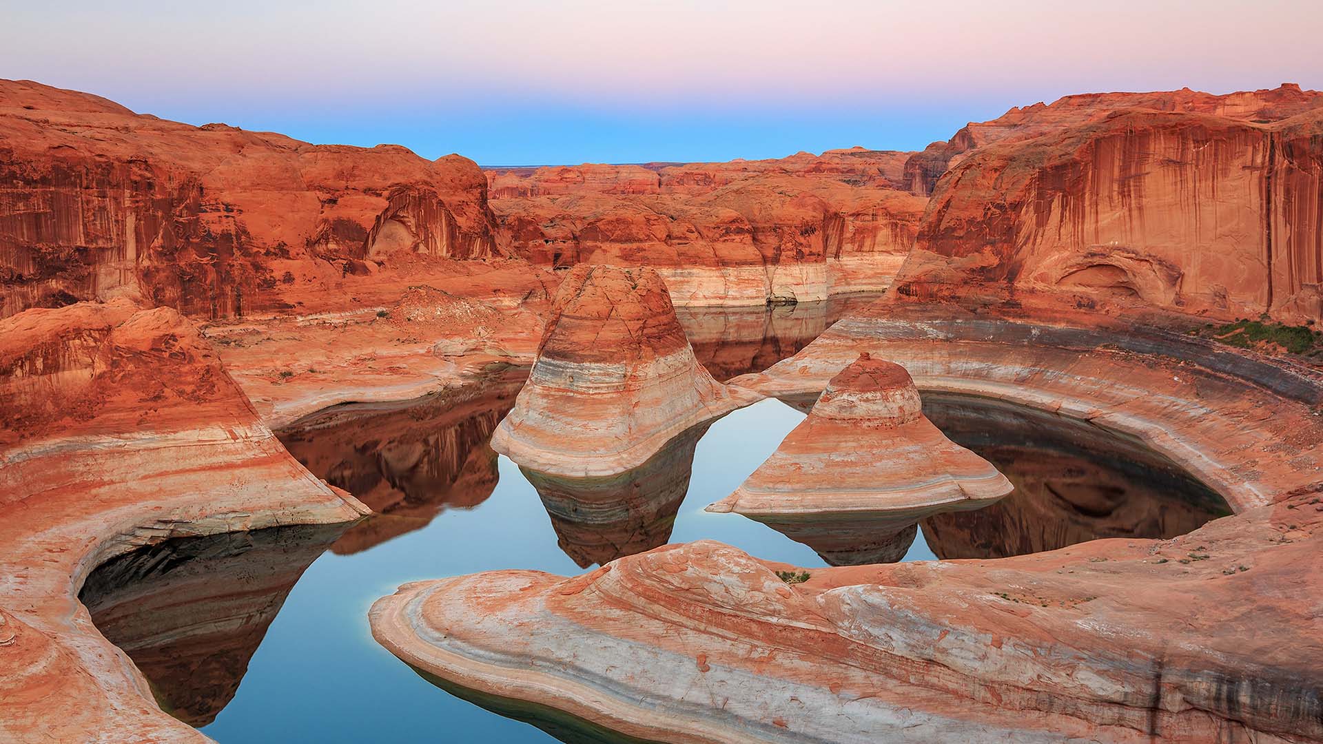Lake Powell er en av de mindre kjente, men en av de mest fascinerende nasjonalparkene i det vestlige USA