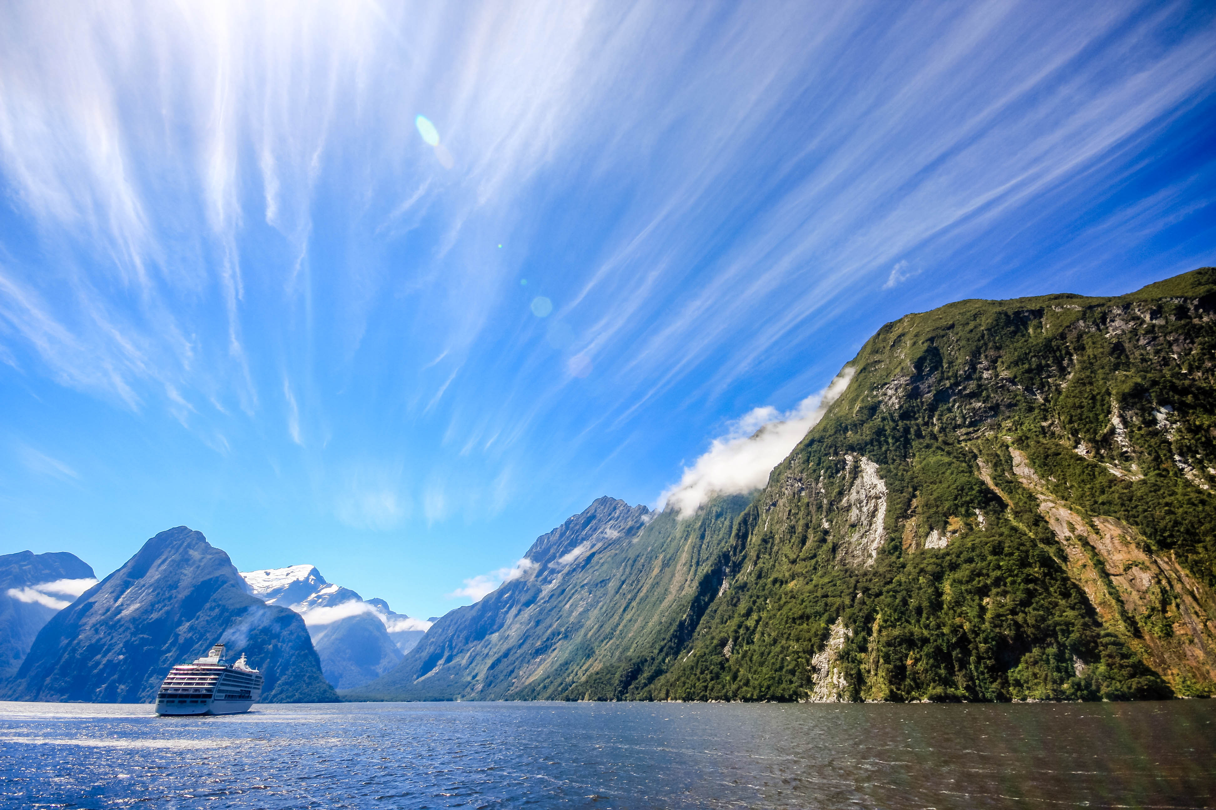 Milford Sound i Fiordland National Park - Rundreiser på New Zealand