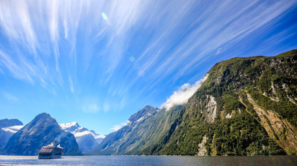 Milford Sound i Fiordland National Park - Rundreiser på New Zealand