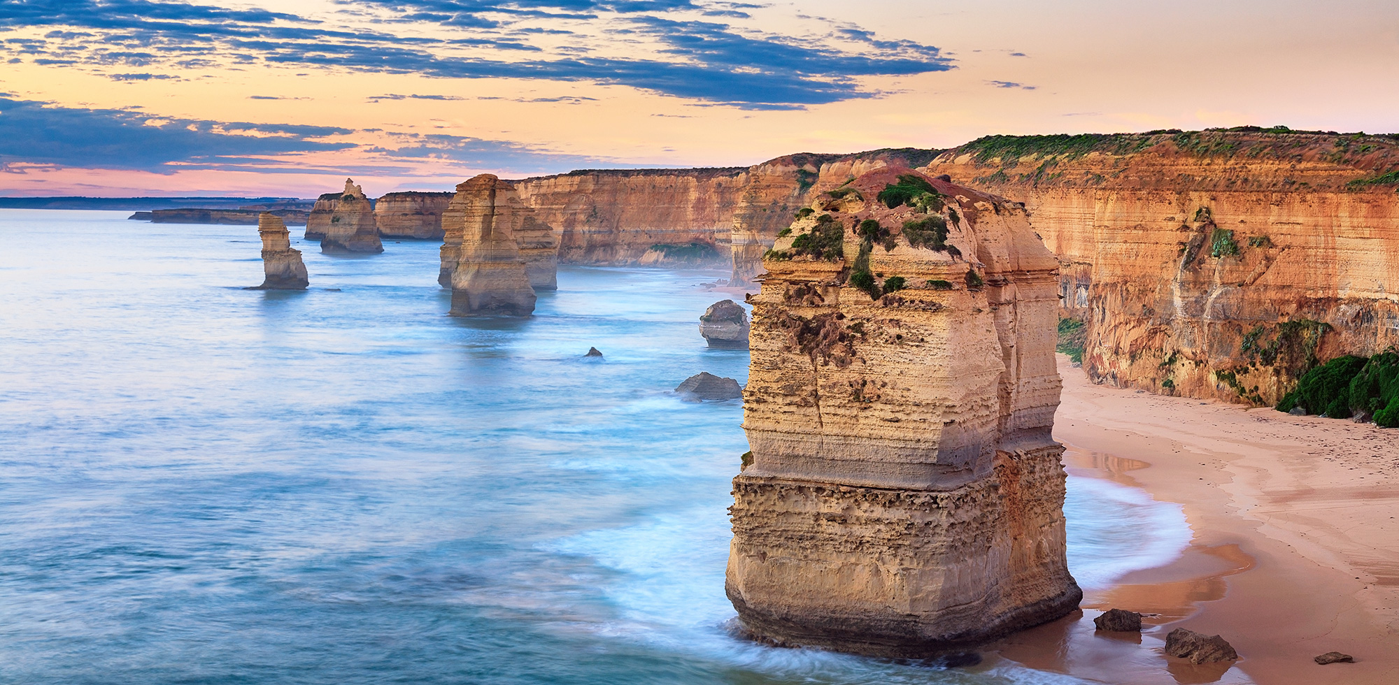 Kjør langs The Great Ocean Road og opplev 'the Twelve Apostles' - Bilferie i Australia
