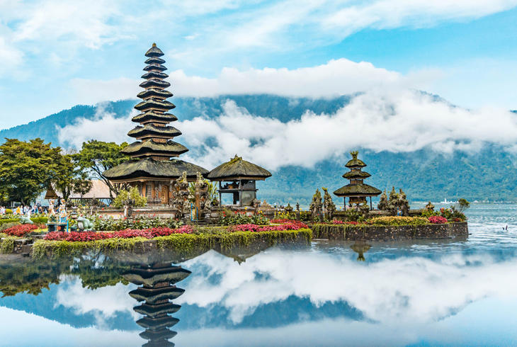 Besøk de imponerende templene på Bali