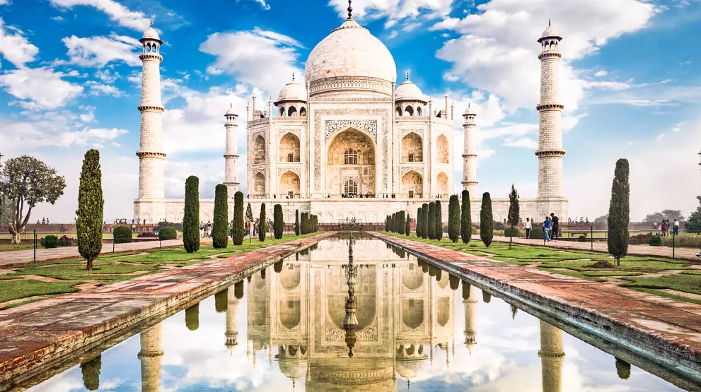 Verdenskjente Taj Mahal i India