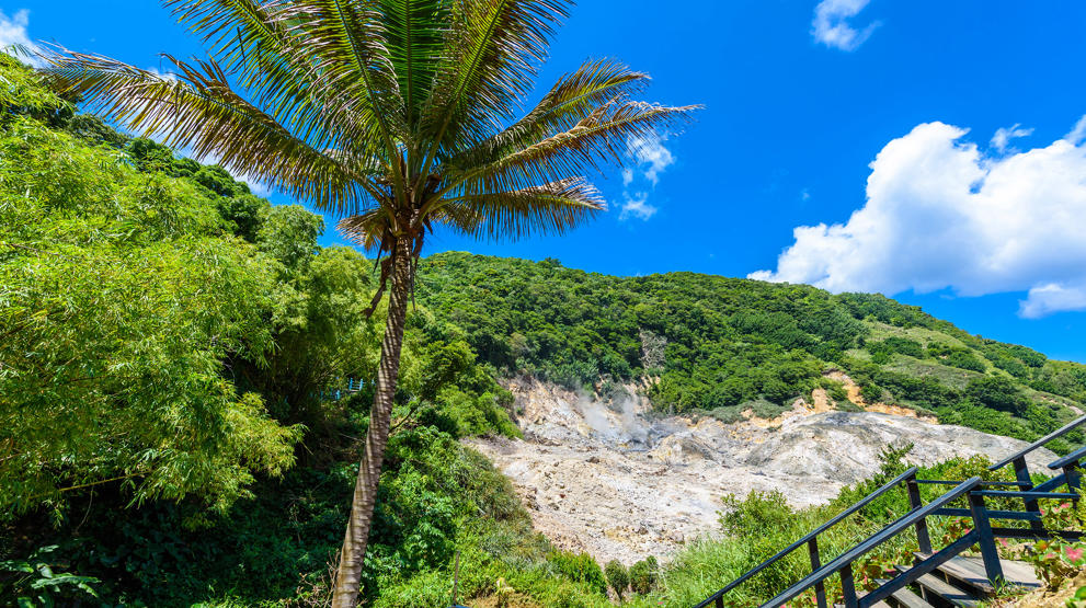 "Drive-in"-vulkanen Sulphur Springs - Reiser til St. Lucia