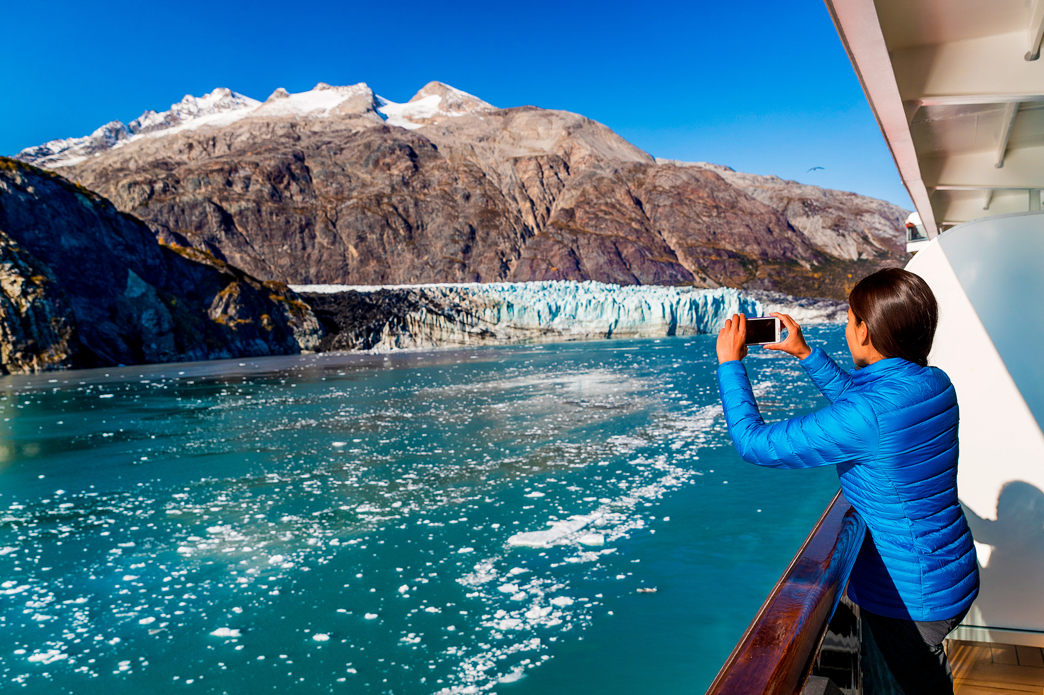 Opplev f.eks. Alaskas fjorder på et cruise kombinert med en rundreise i Canada