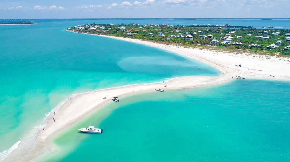 Credit: Tourism Photos - The beaches of Fort Myers and Sanibel