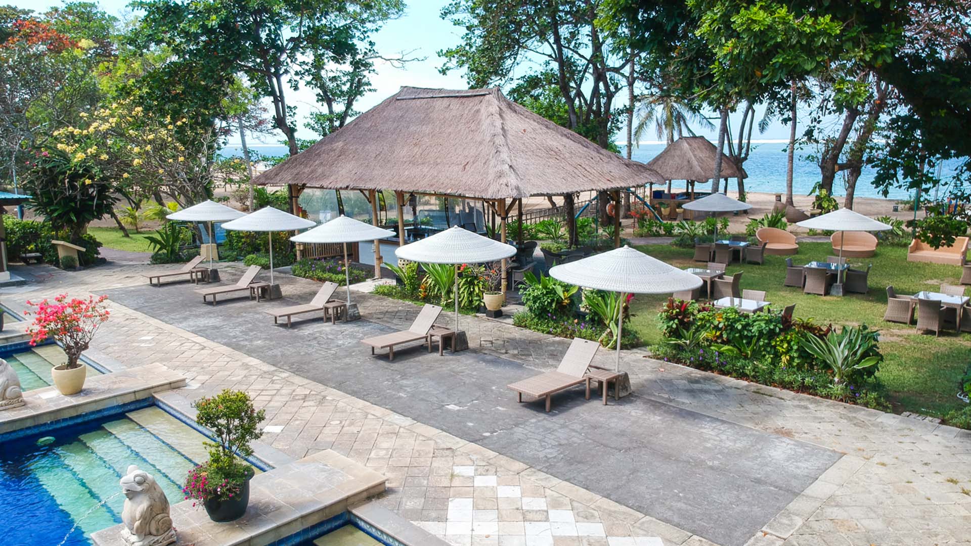 Hyggelig hage med bar