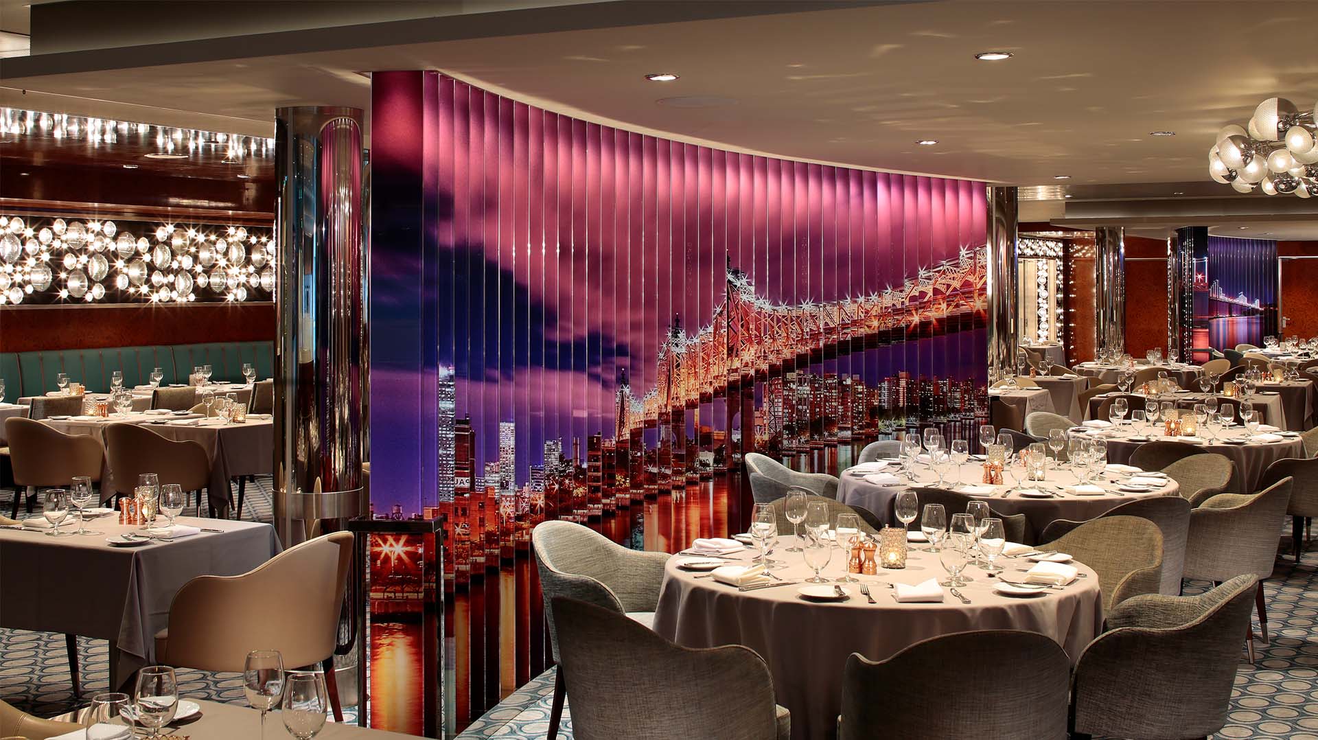 Spis på American Icon Grill om bord