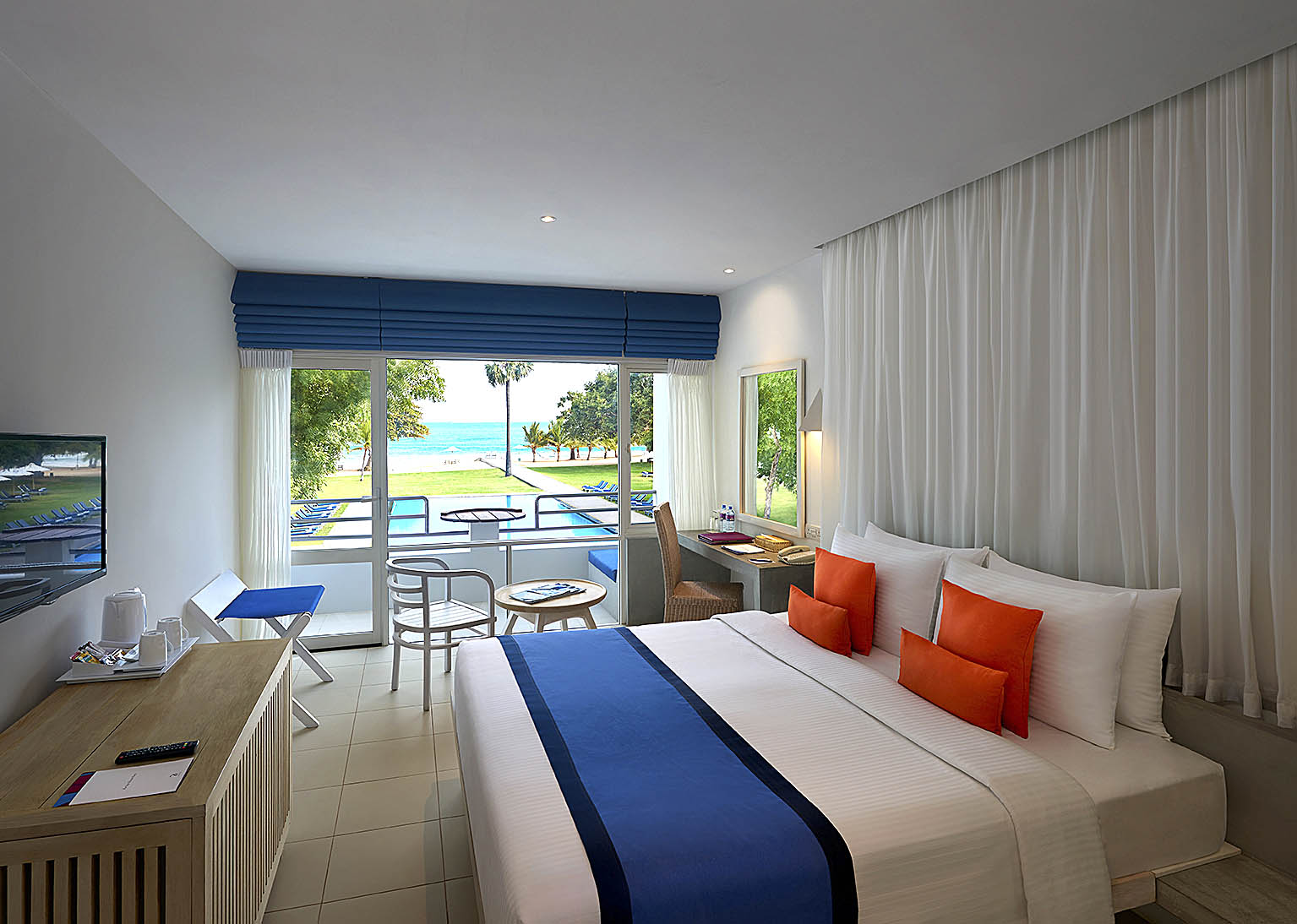 Slapp av på et av de deilige hotellrommene