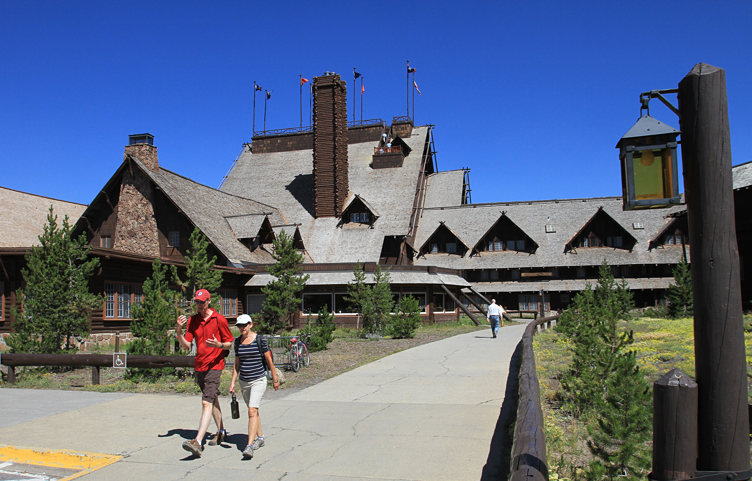 Old Faithful Inn