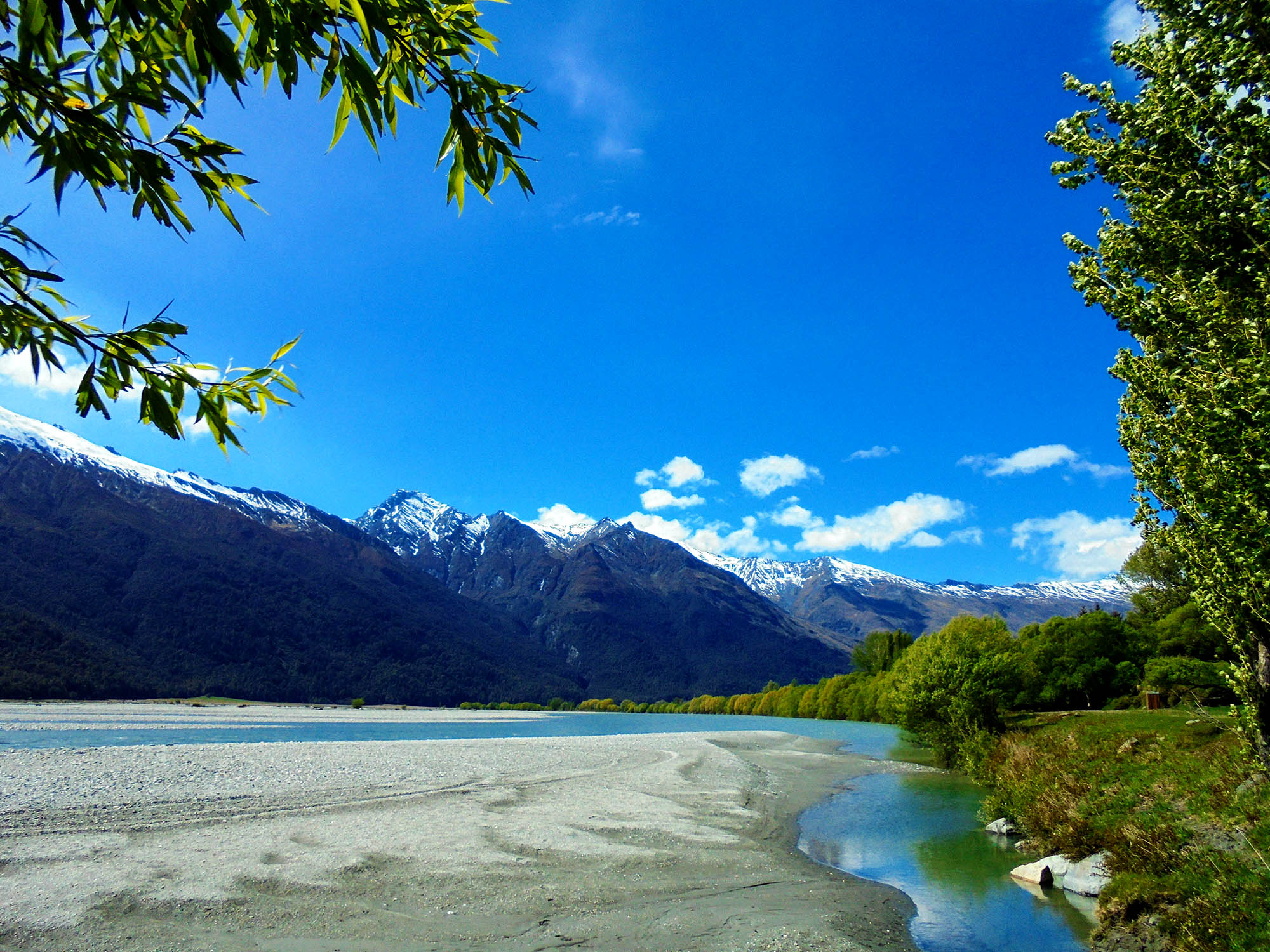 Matukituki elven i Mount Aspiring nasjonalpark