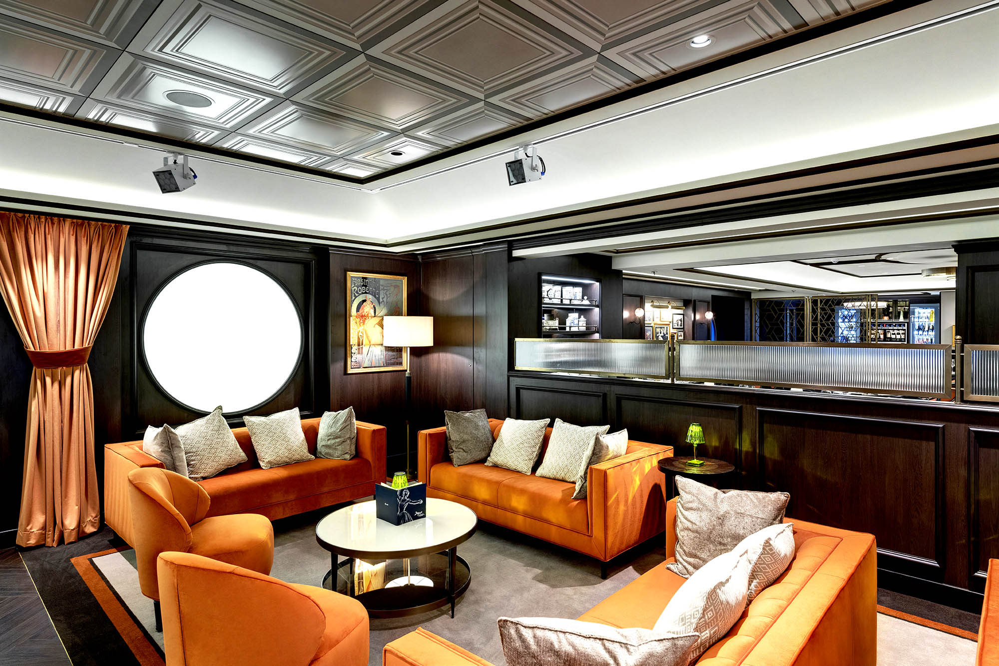 L'Atelier Bistrot, en fransk restaurant som tilbyr en autentisk matopplevelse inspirert av det beste av fransk gastronomi