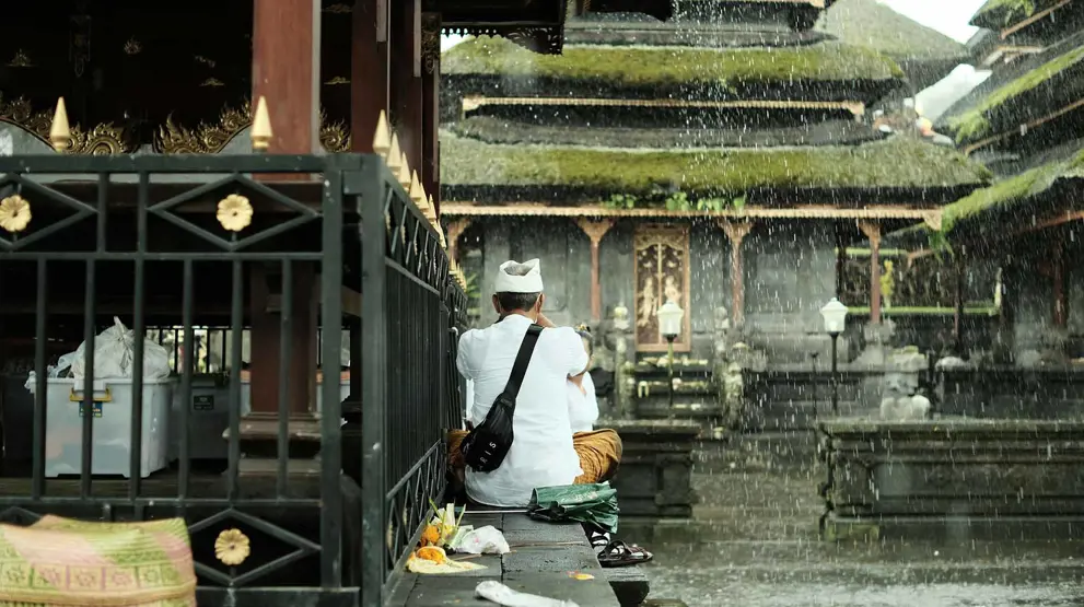 Du kan godt reise til Bali i regntiden da regnskurene ofte er intense men fort overstått