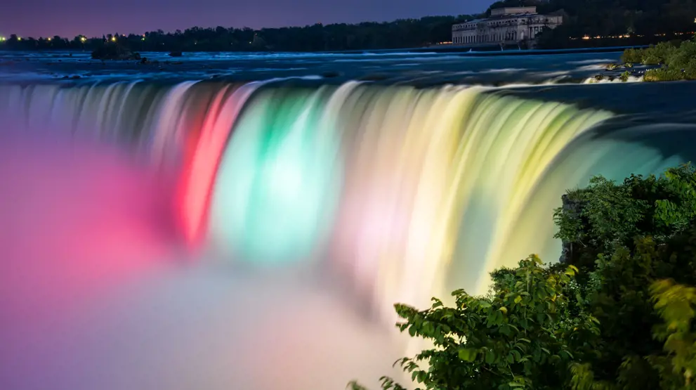 Niagarafallene om kvelden