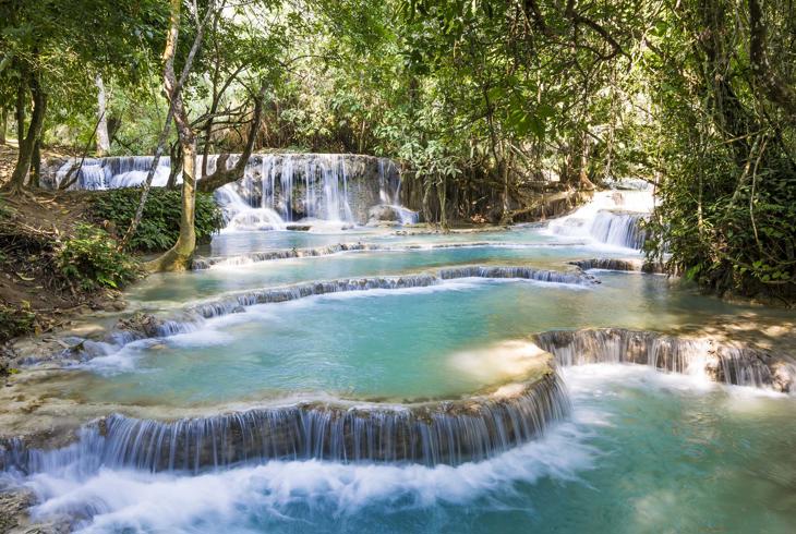 Vakre Kuang Si Waterfalls i Luang Prabang