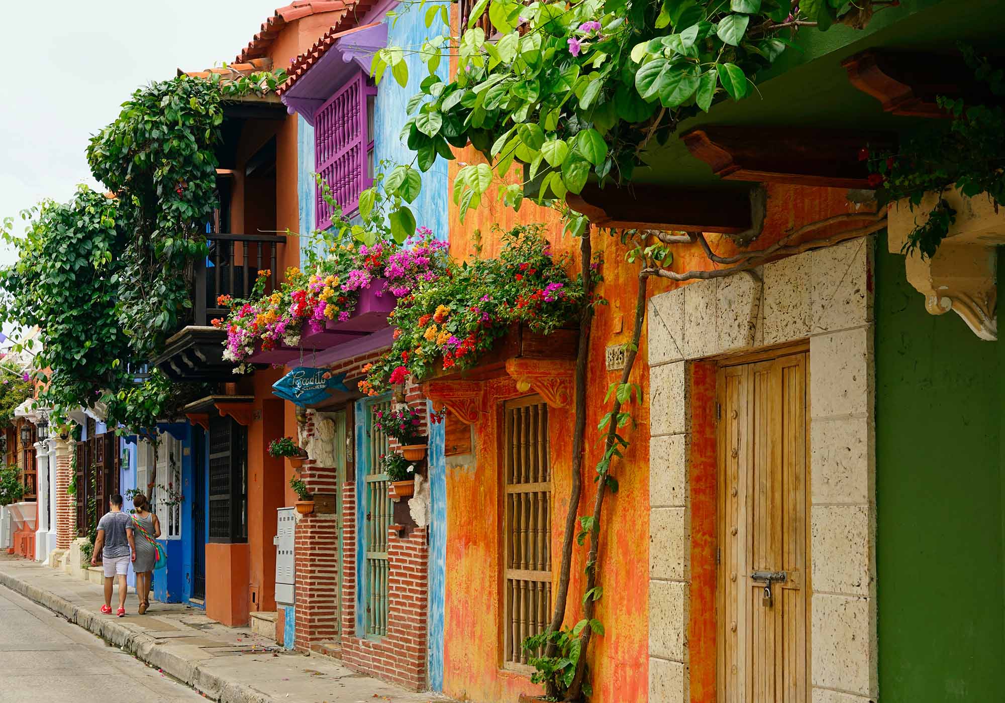 Fargerike Cartagena i Colombia