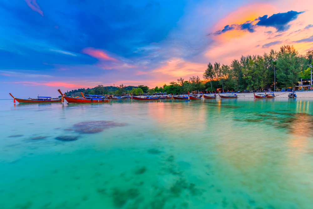 Solnedgang over Pattaya Beach på Koh Lipe