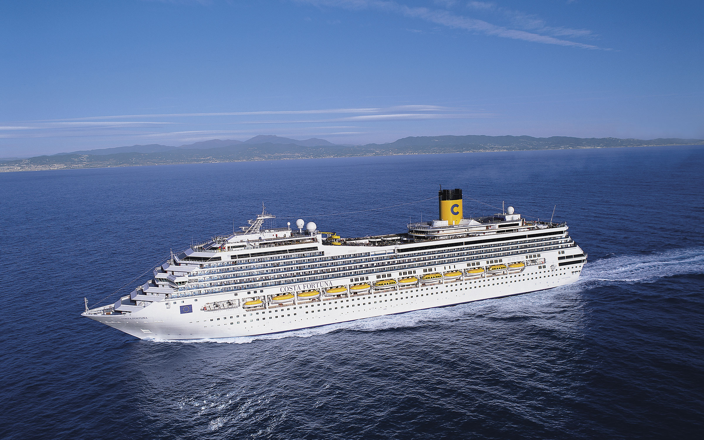  Nyt oppholdet på Costa Fortuna, innredet med italiensk og maritim nostalgi