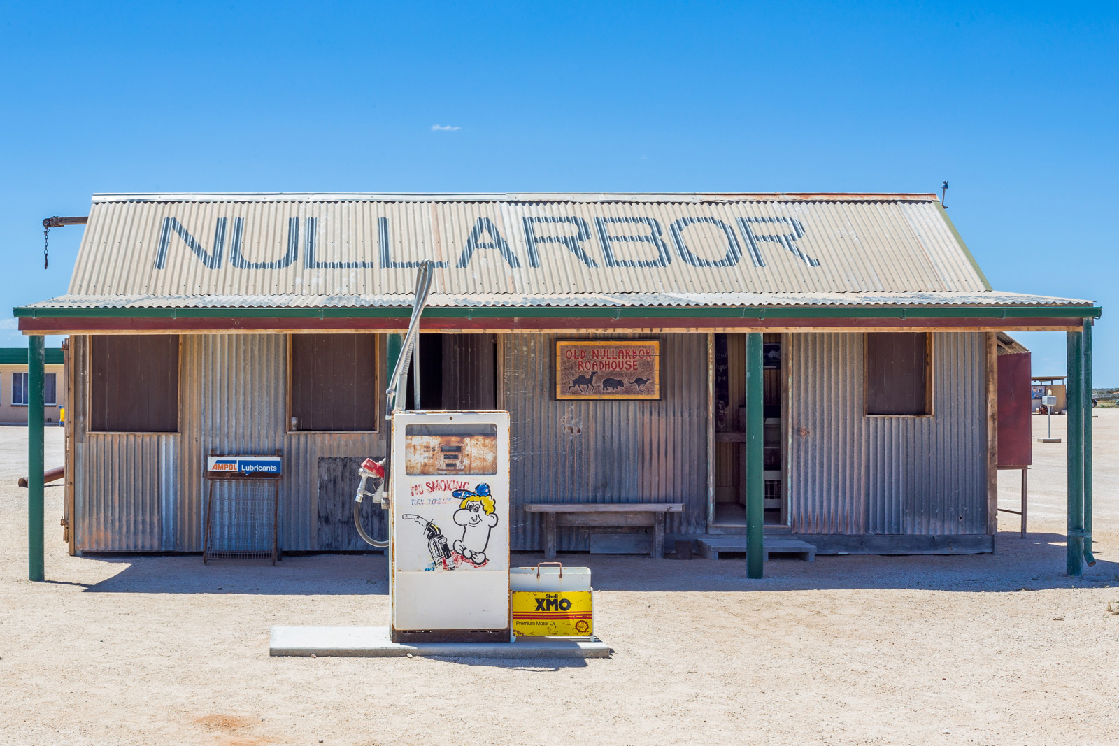 Gamle roadhouse i Nullarbor