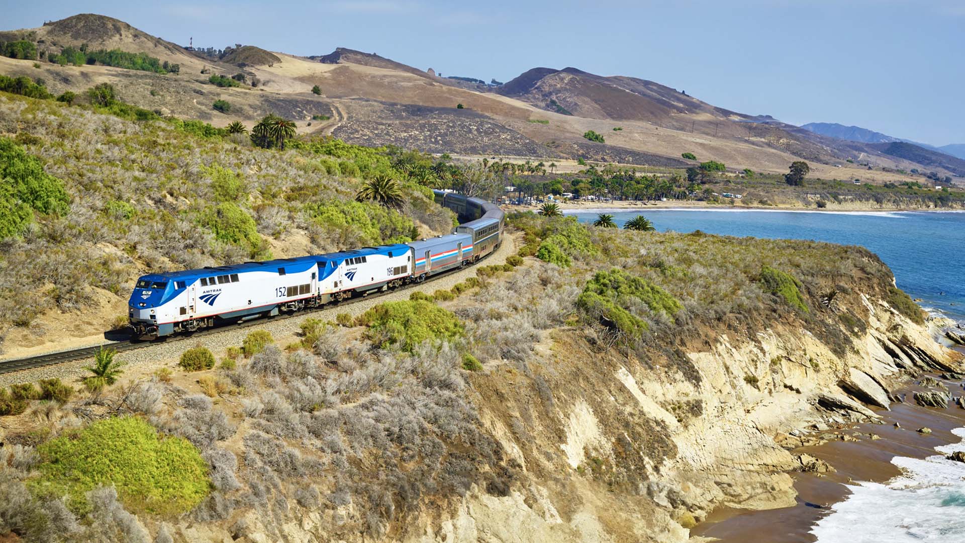  Turen mellom San Francisco og Los Angeles er en av de vakreste togturene i USA