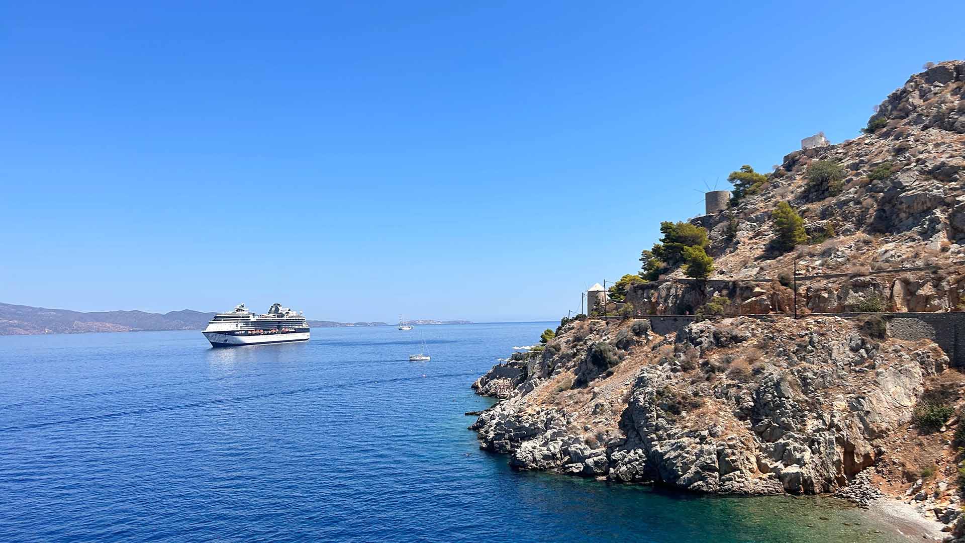 Opplev det greske øyhavet på cruise i Middelhavet