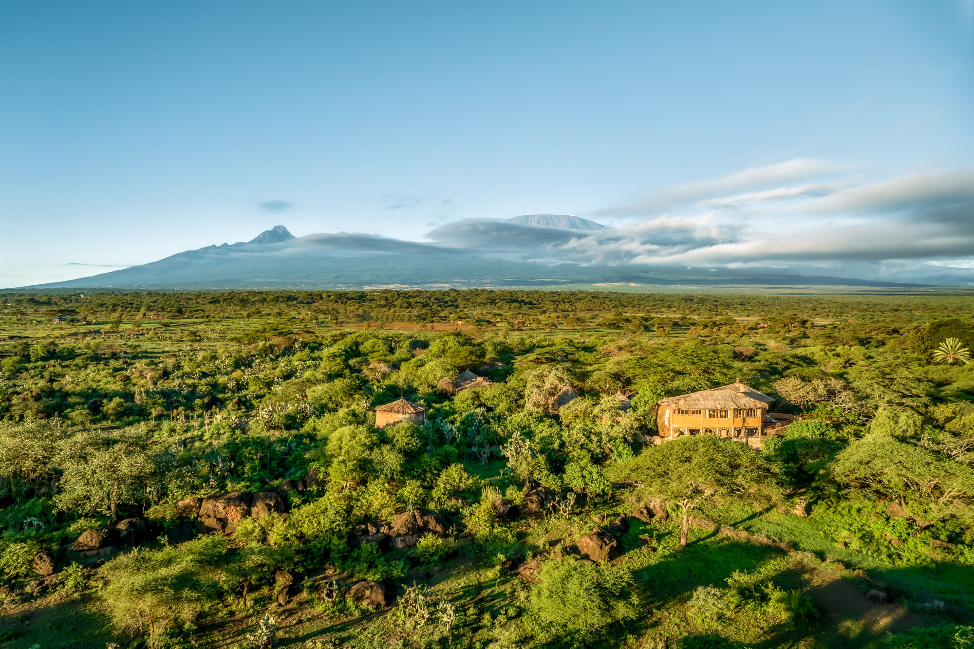 Amboseli Sopa Lodge ligger med flott utsyn til Mt. Kilimanjaro