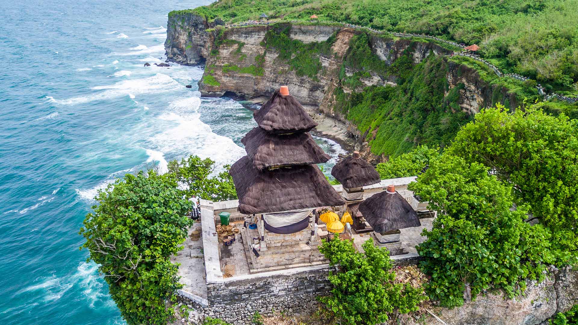 Uluwatu-tempelet er en av mange fascinerende kulturelle opplevelser på Bali