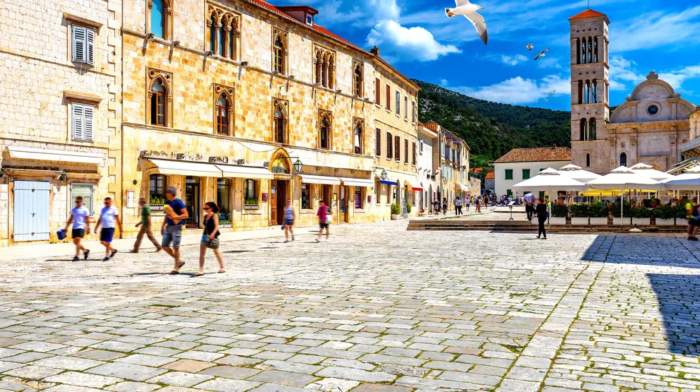 Gamlebyen i Hvar | Cruise i Middelhavet