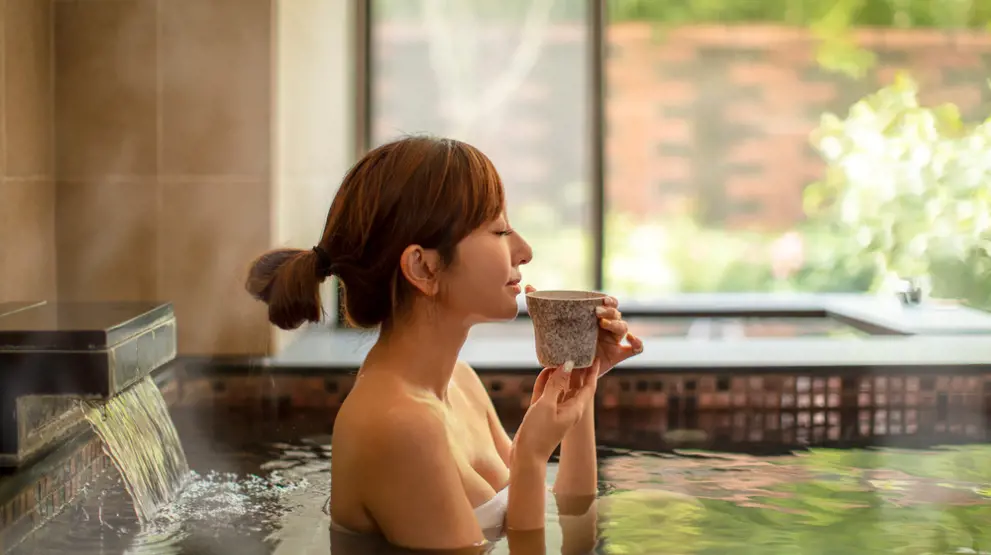 Mange ryokan har sin egen onsen med termiske bad
