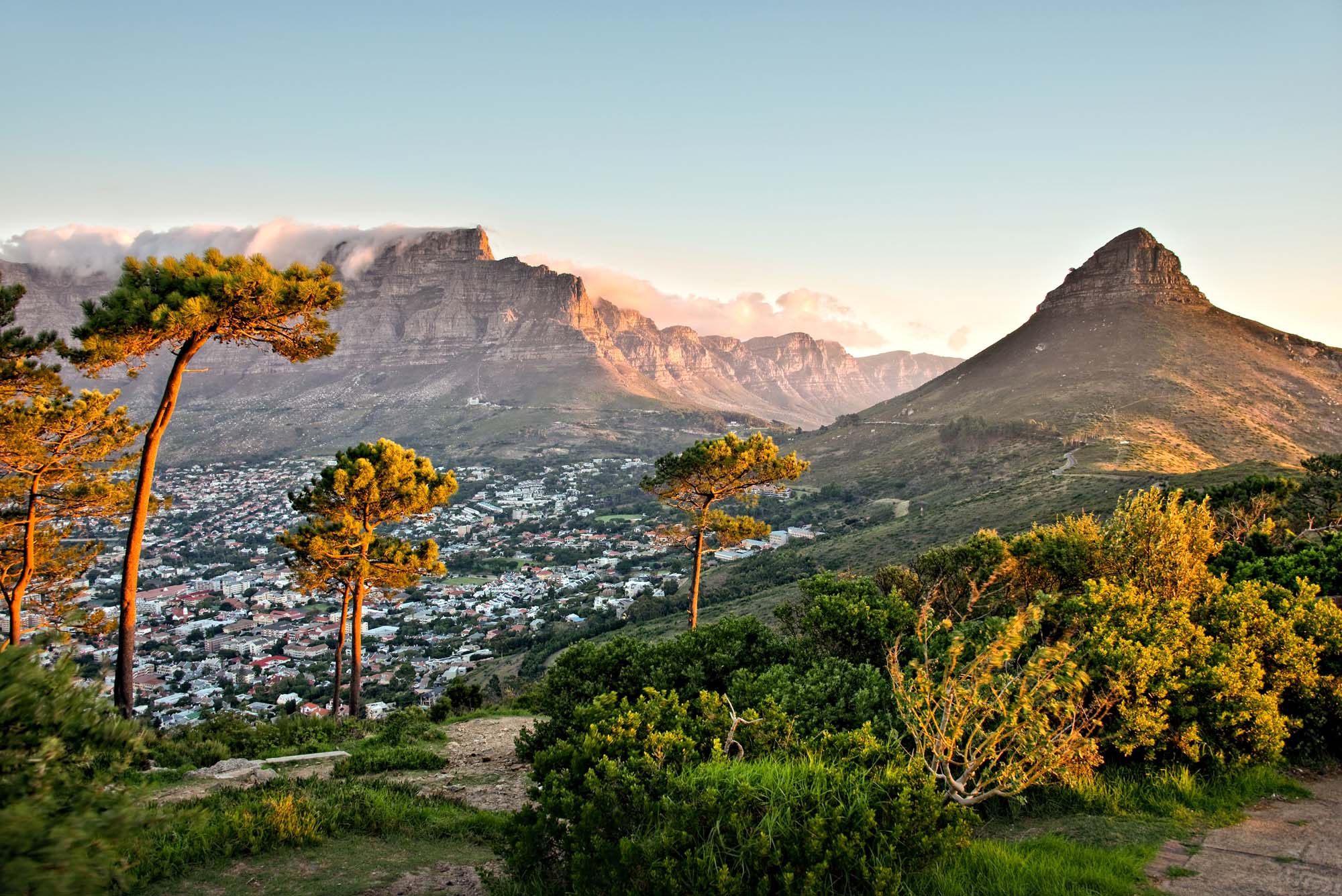 En reise til Sør-Afrika gir utrolige naturopplevelser, her ser dere Cape Town