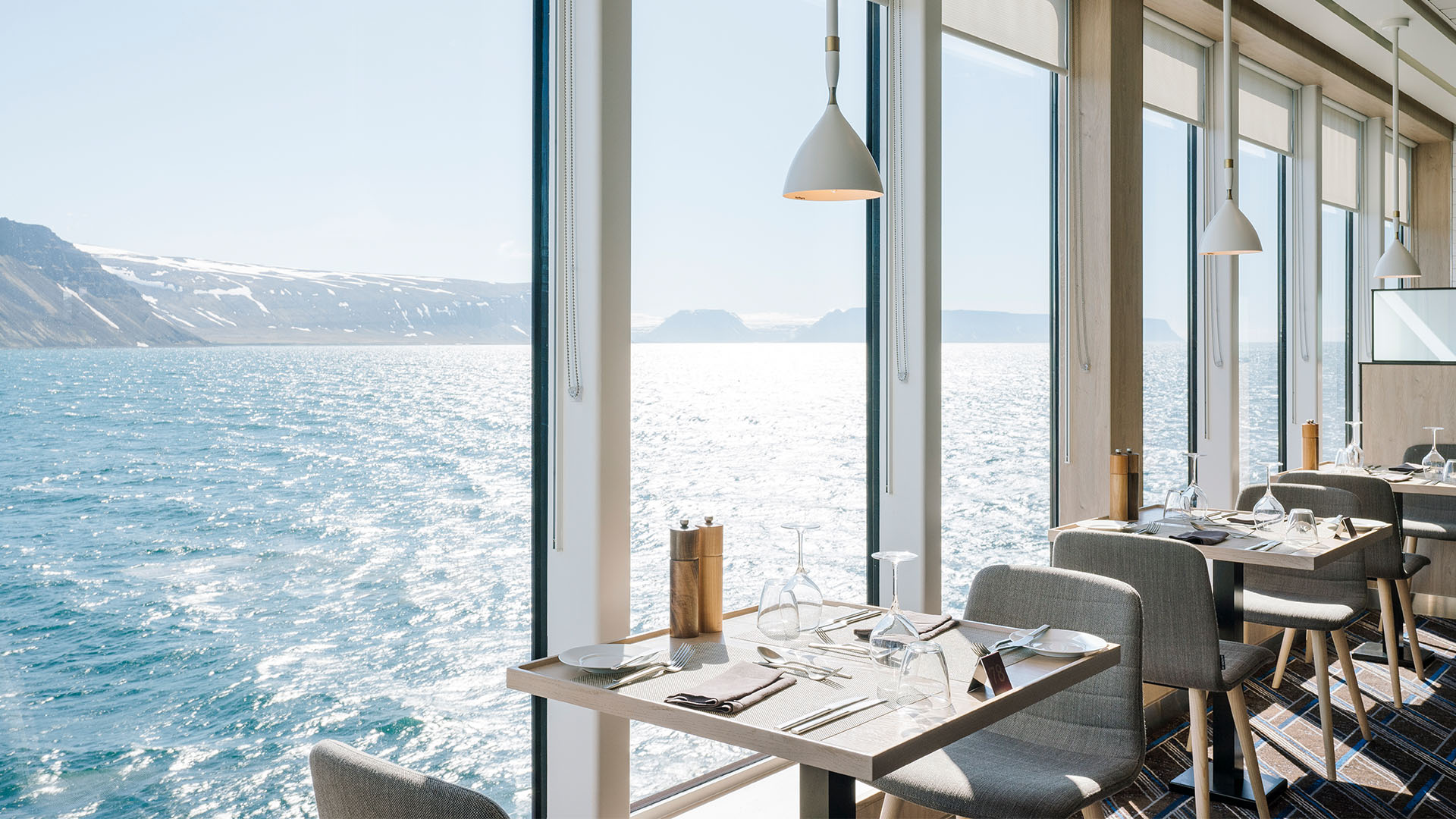 Restaurant Aune på MS Fridtjof Nansen