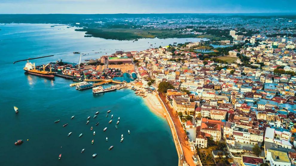 Opplev kulturhistorien i hovedstaden Zanzibar City og den gamle bydelen Stone Town