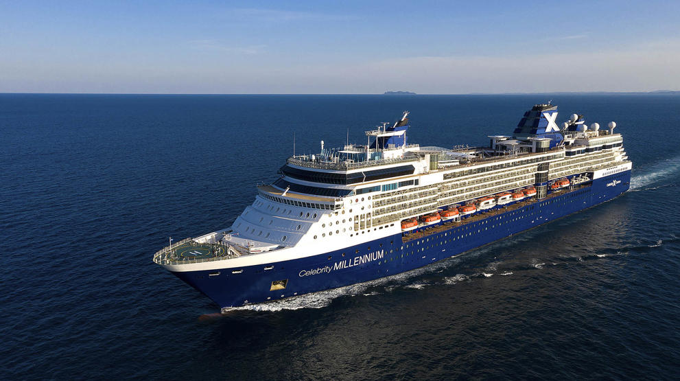 Seil om bord luksuriøse Celebrity Millennium på ditt cruise i Japan