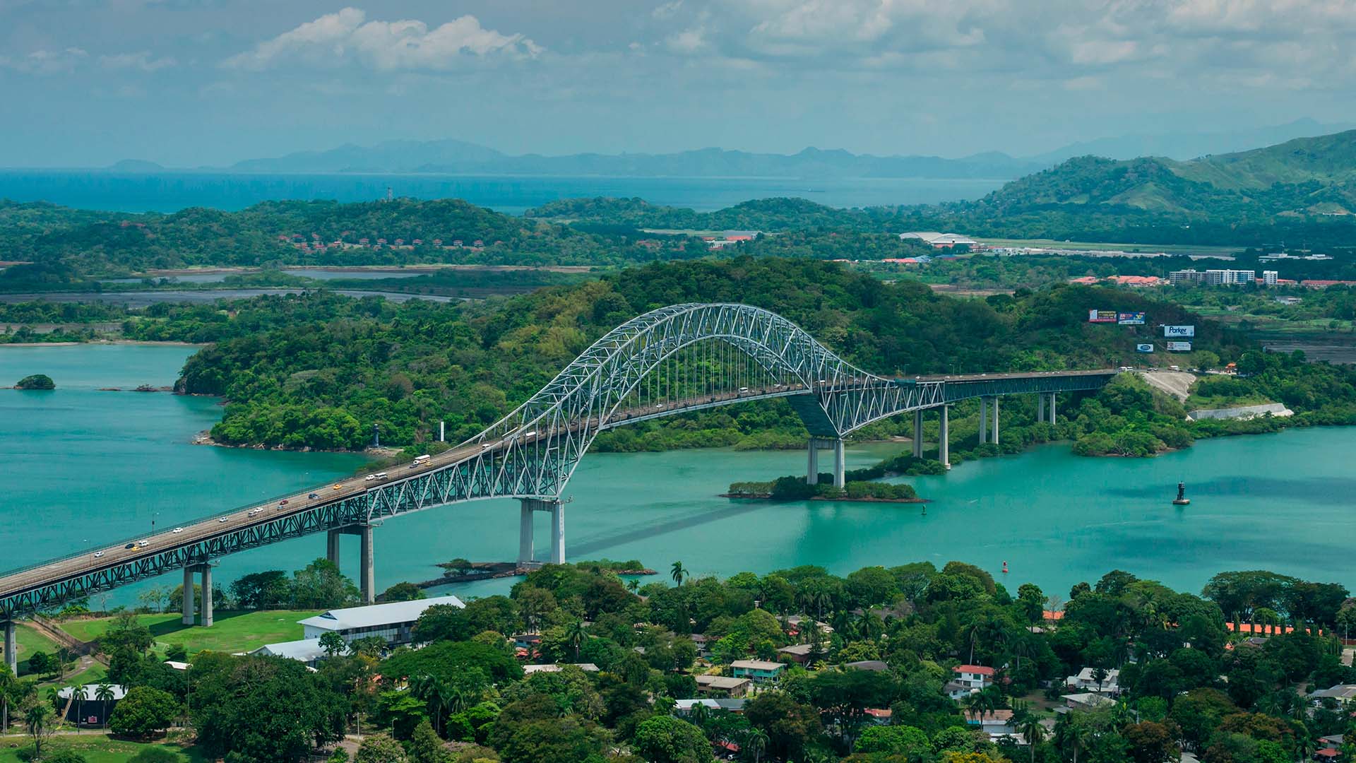 Puente de las Américas, eller «Amerikabroen», markerer starten på Panamakanalen fra Stillehavssiden