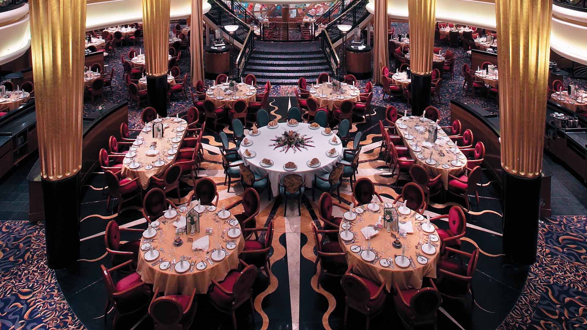 Hovedrestauranten Sapphire Dining Room på Explorer of the Seas