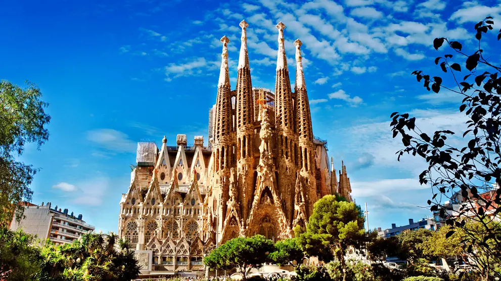 Opplev Barcelona, Spania på et cruise i Middelhavet