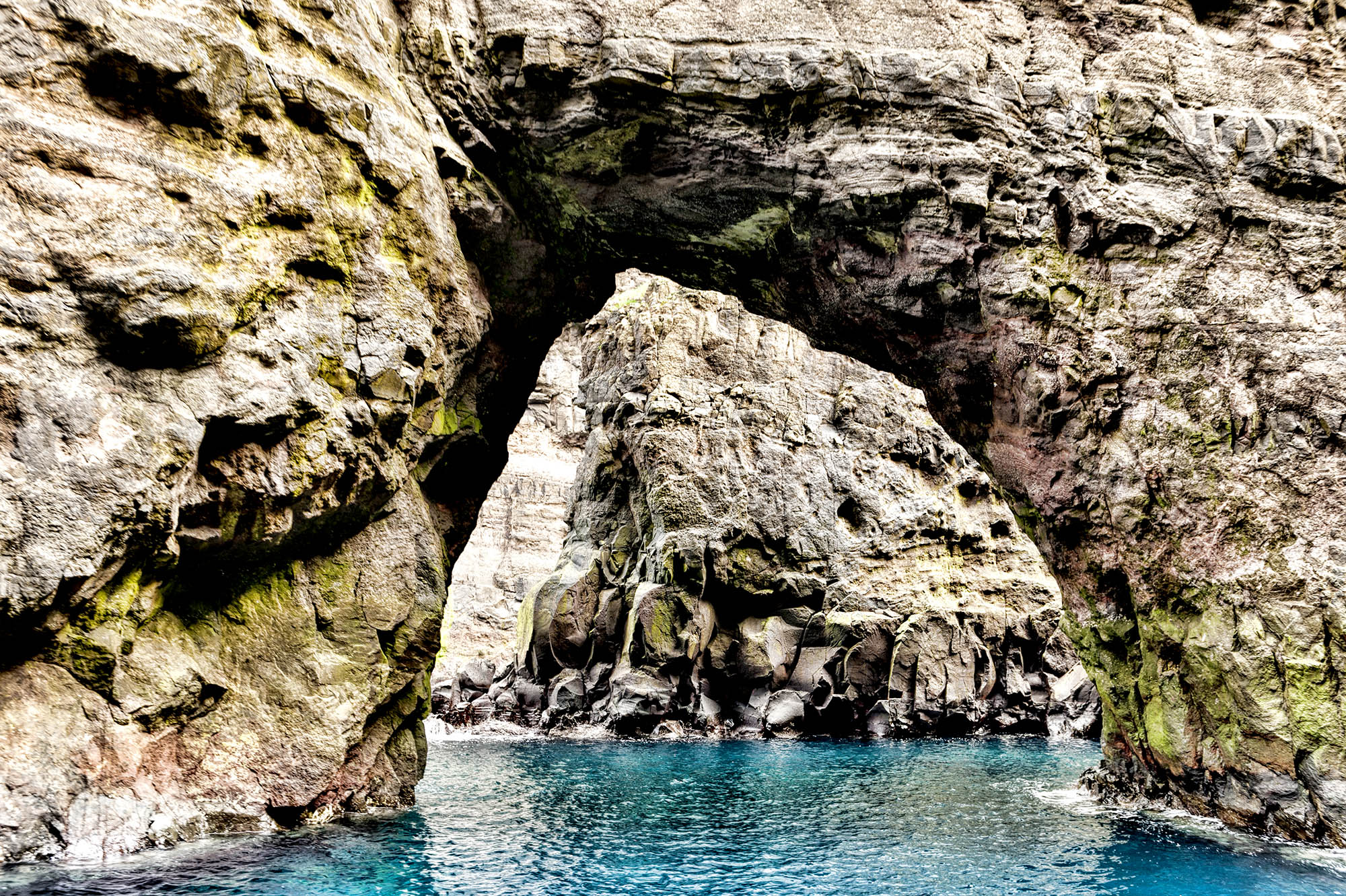 Bli med på en båttur ved Vestmanna-klippene
