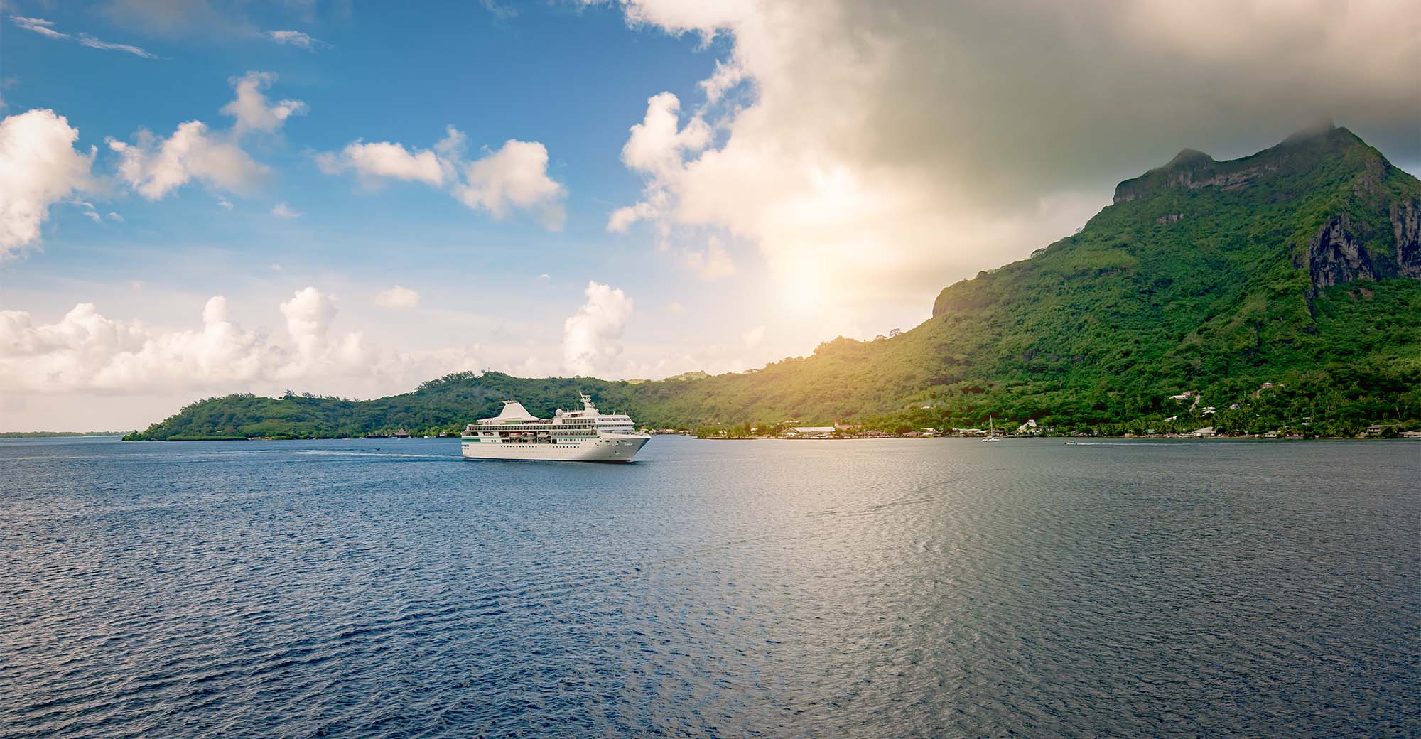 Shutterstock 1060781477 Cruise Ship On Pacific Ocean CUT