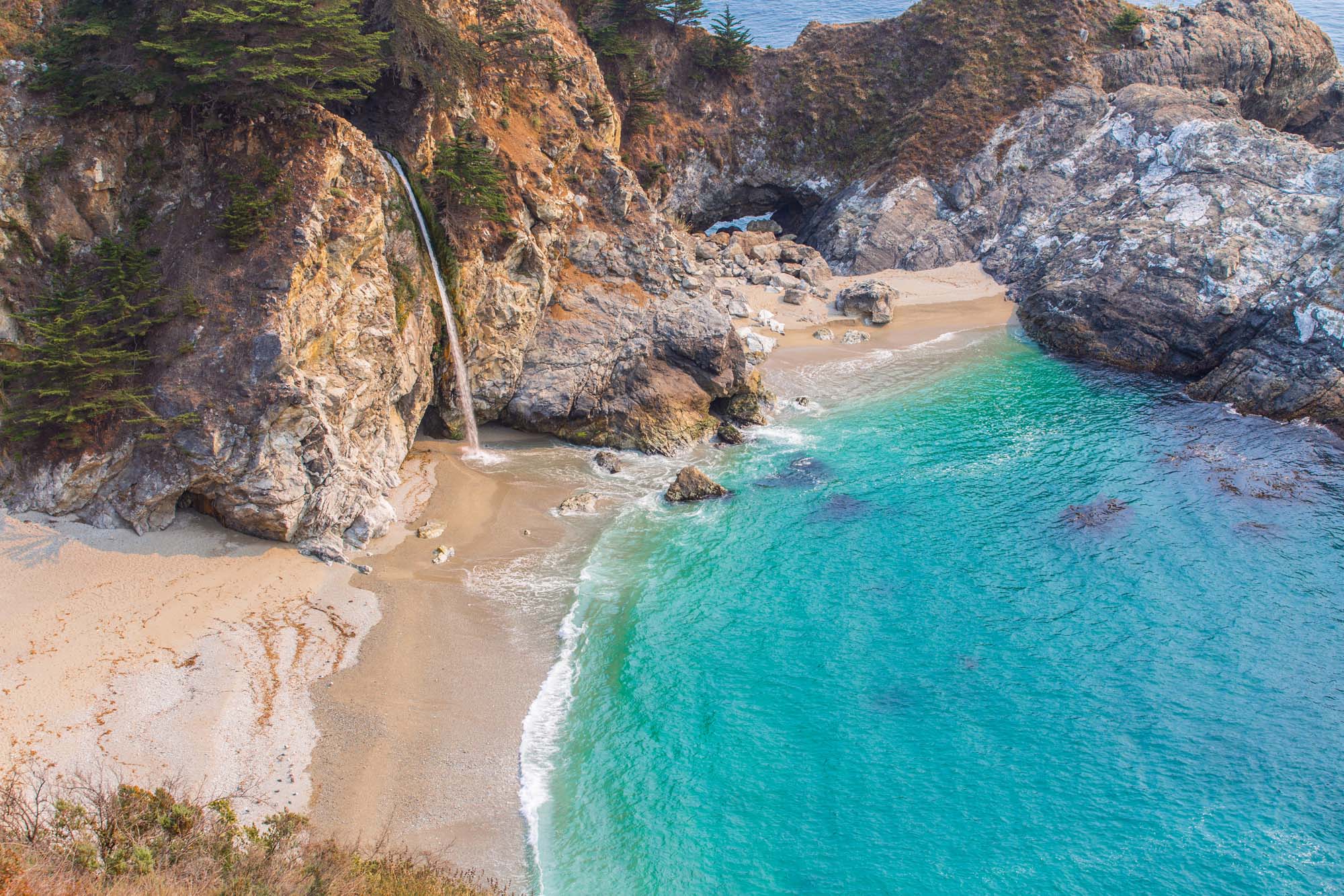 Mcway Fall ved Big Sur 