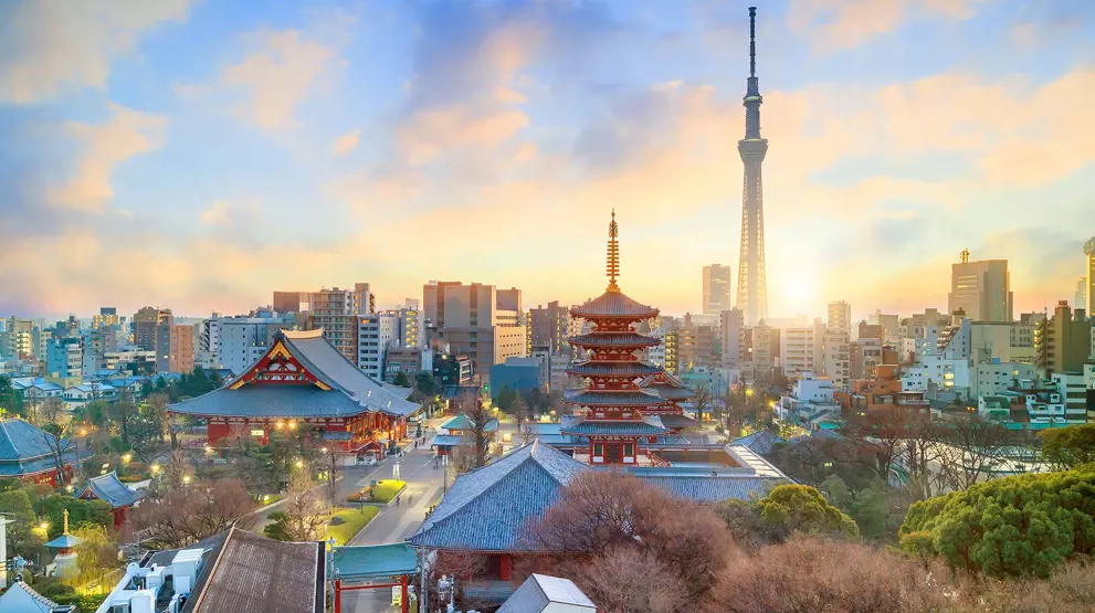 Tokyo byr på en fantastisk miks av templer og futuristiske skyskrapere