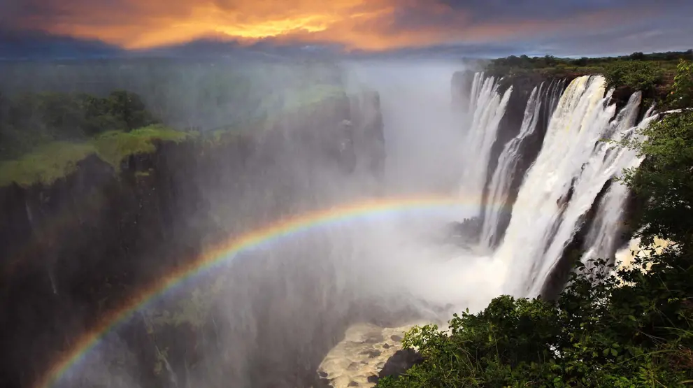 Reis til Afrika og se det mektige fossefallet, Victoria Falls