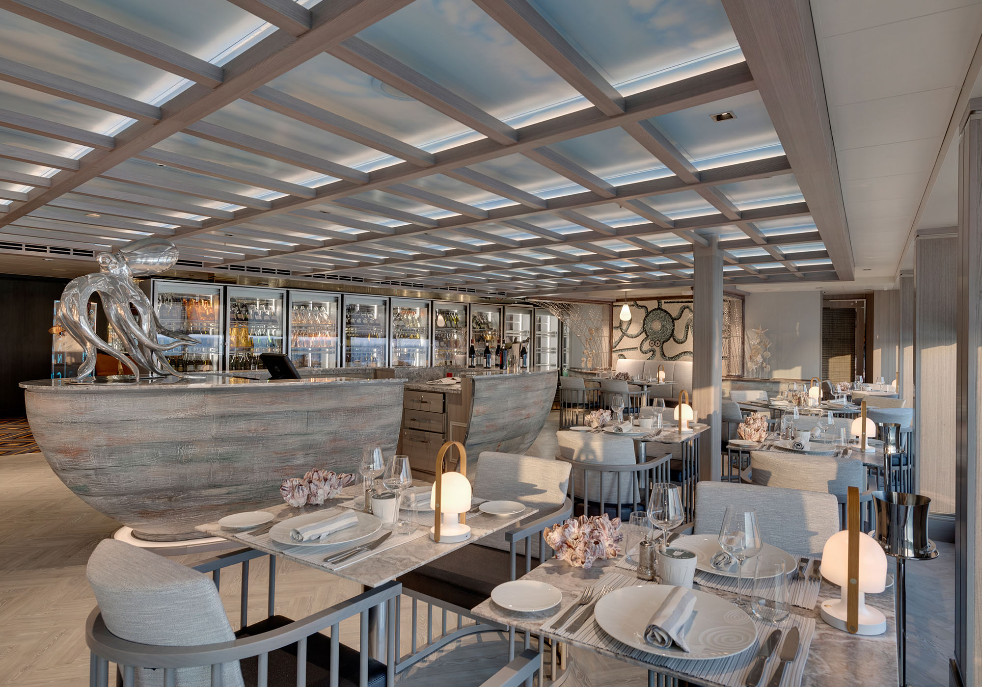 Nyt god mat i vakre omgivelser, her på MSC Seaview