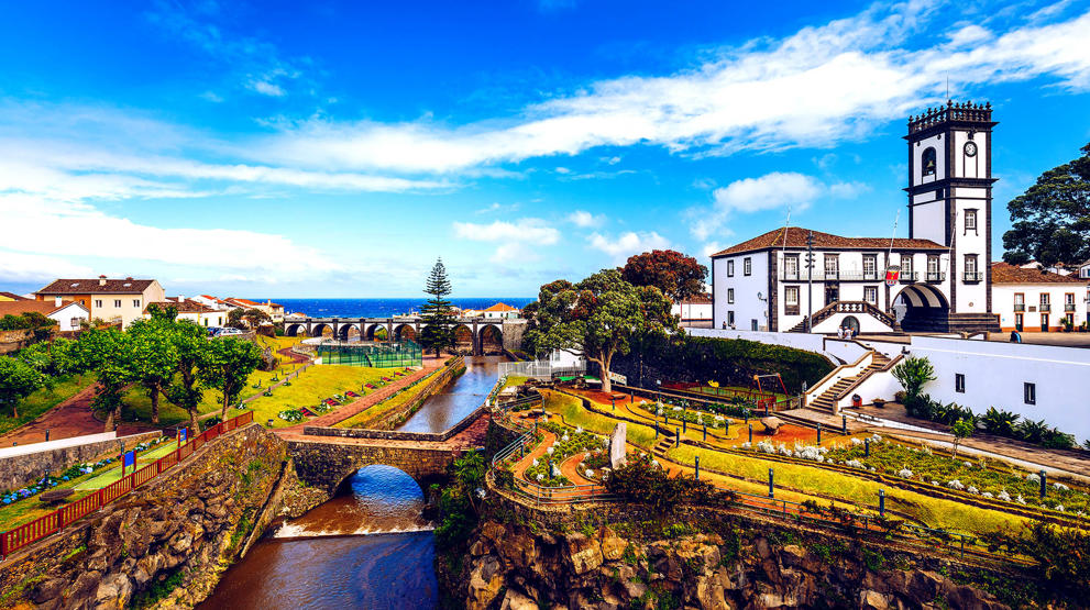 Ponta Delgada på Asorene er et nydelig sted å besøke på våren