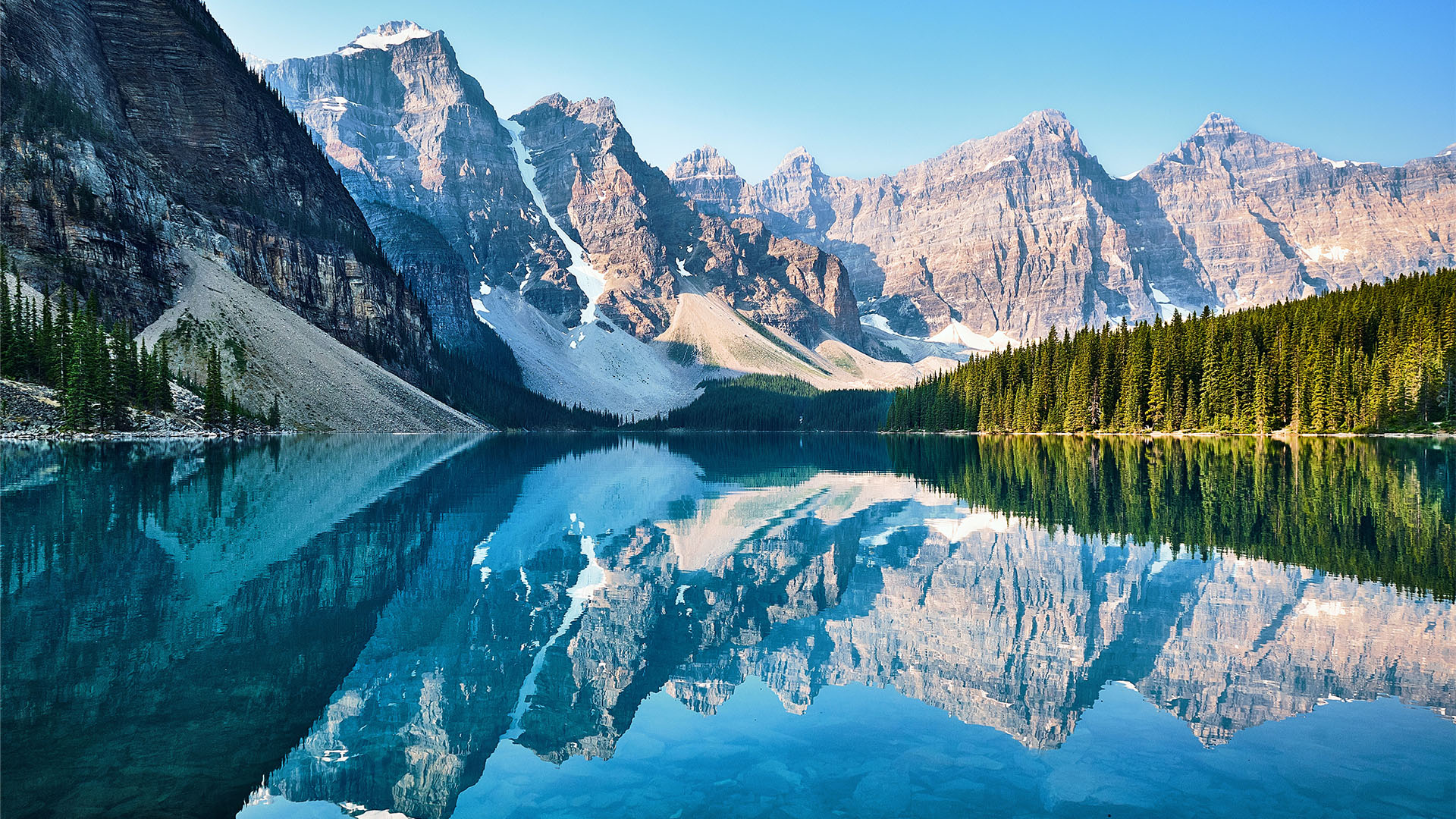 Canada er rikt på fjell og vakker natur